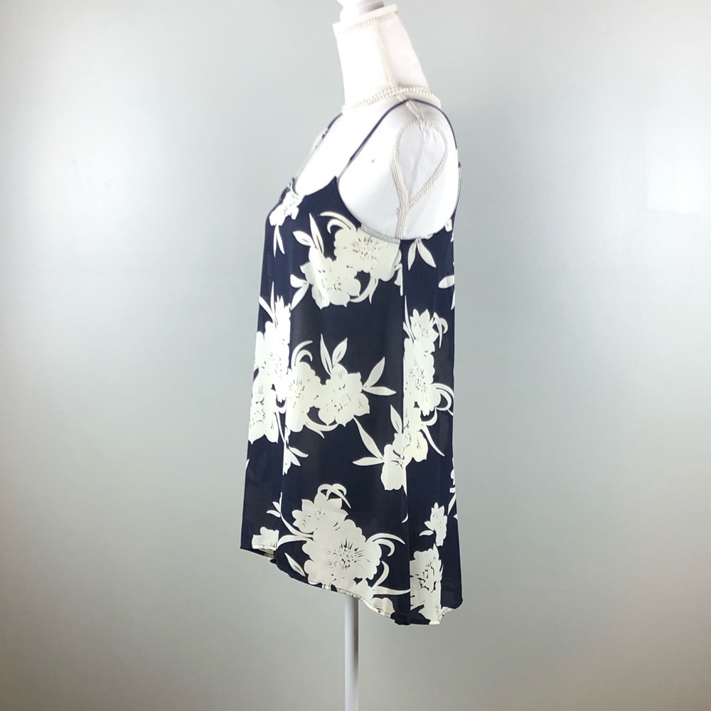 Peach Love Blue White Floral Top Spaghetti Strap - Picture 3 of 8